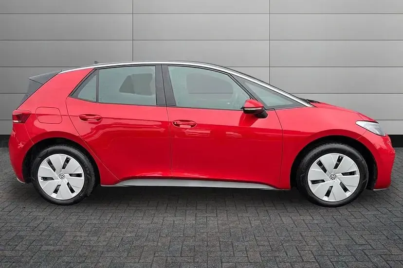Used VW ID.3 Pure 125 kW (170 HP) 2026 Grenadilla black Hatchback