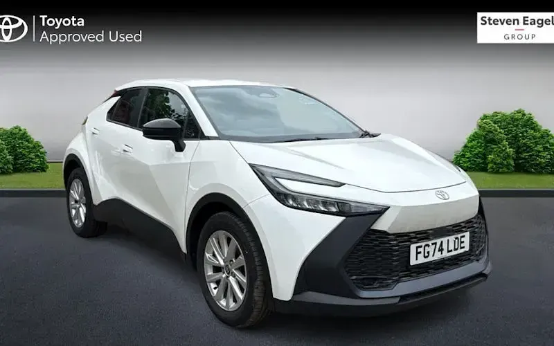 Used Toyota C-HR 140 HP (102 kW) 2024 SUV