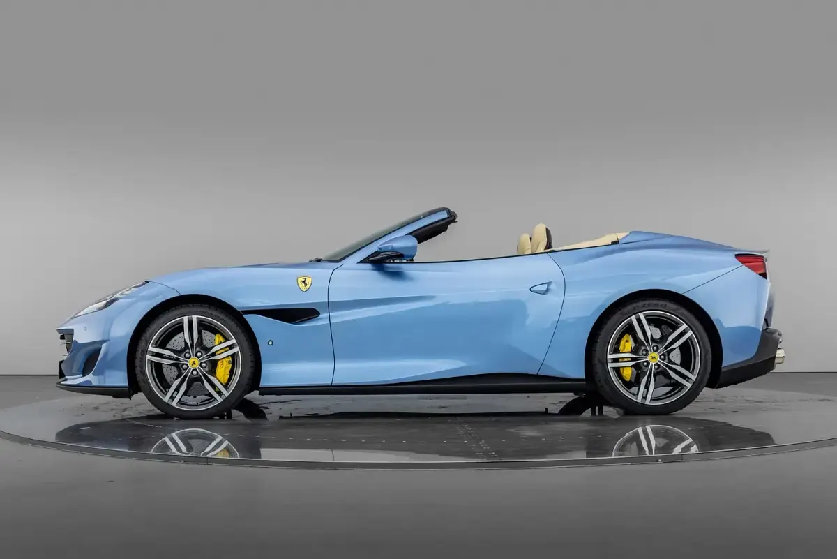 Used Ferrari Portofino 600 HP (441 kW) 2019 Azzurro california Cabriolet