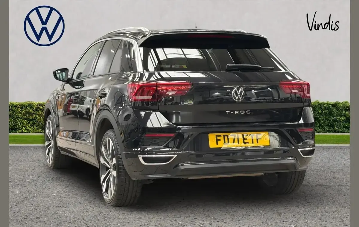 Używany VW T-Roc R-line 150 KM (110 kW) 2022 Czarny SUV