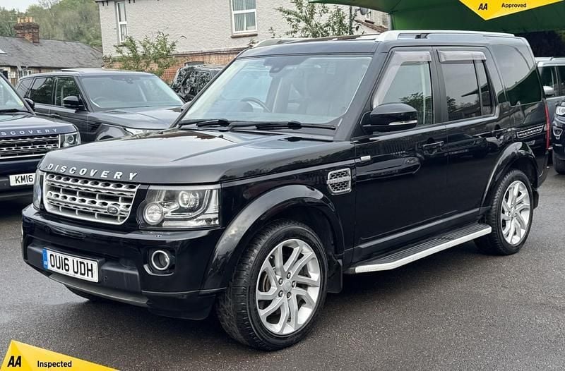 Black Used 2016 Land Rover Discovery 4 Landmark SUV | £22,995 (Expensive) - Image 1/2