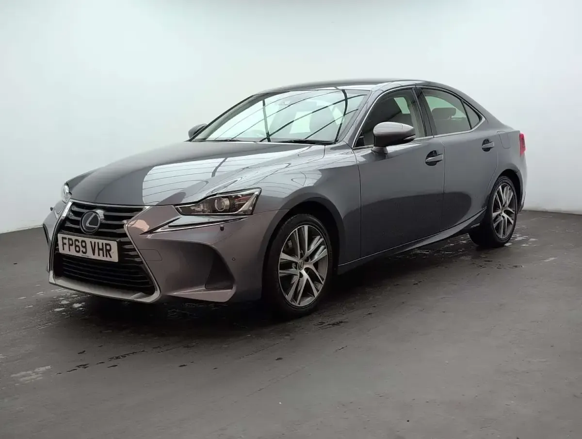 Used Lexus IS300h 219 HP (161 kW) 2020 Grey Sedan