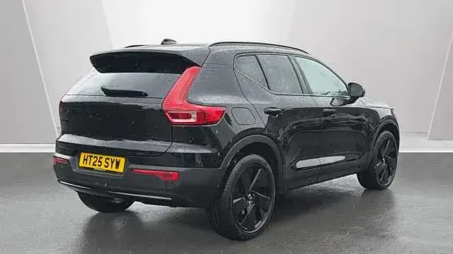 Used Volvo XC40 Plus 194 HP (142 kW) 2026 SUV