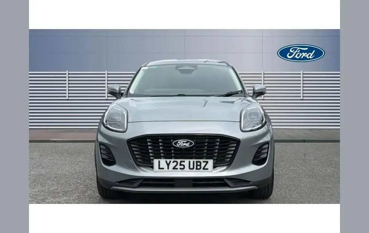 Used Ford Puma Titanium 125 HP (91 kW) 2025 Silver SUV
