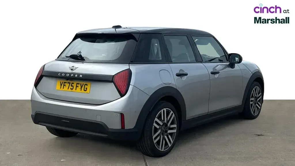Used Mini Cooper Classic 114 kW (156 HP) 2025 Melting silver iii Hatchback
