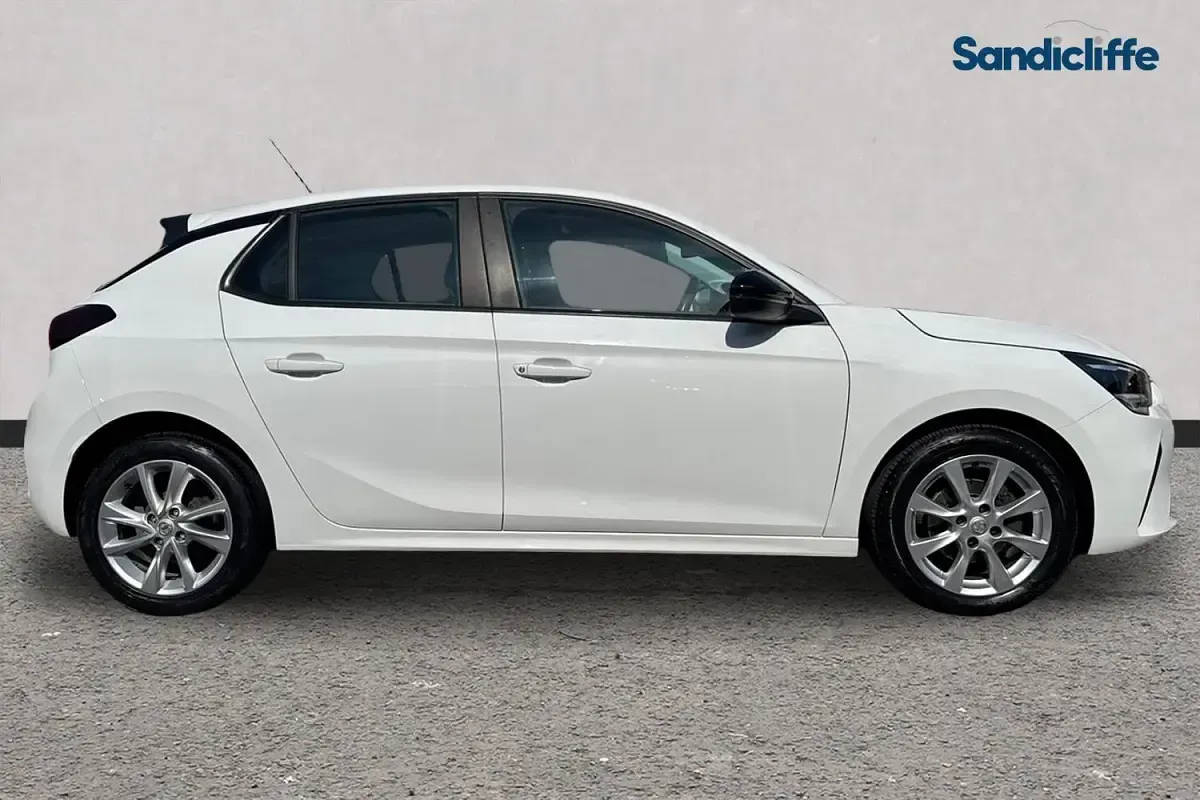 Used Vauxhall Corsa 75 HP (55 kW) 2020 White Hatchback