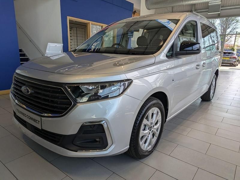New Ford Tourneo Titanium 2026 Estate