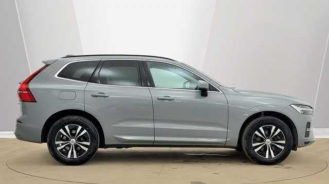 Used Volvo XC60 Core 247 HP (181 kW) 2025 SUV