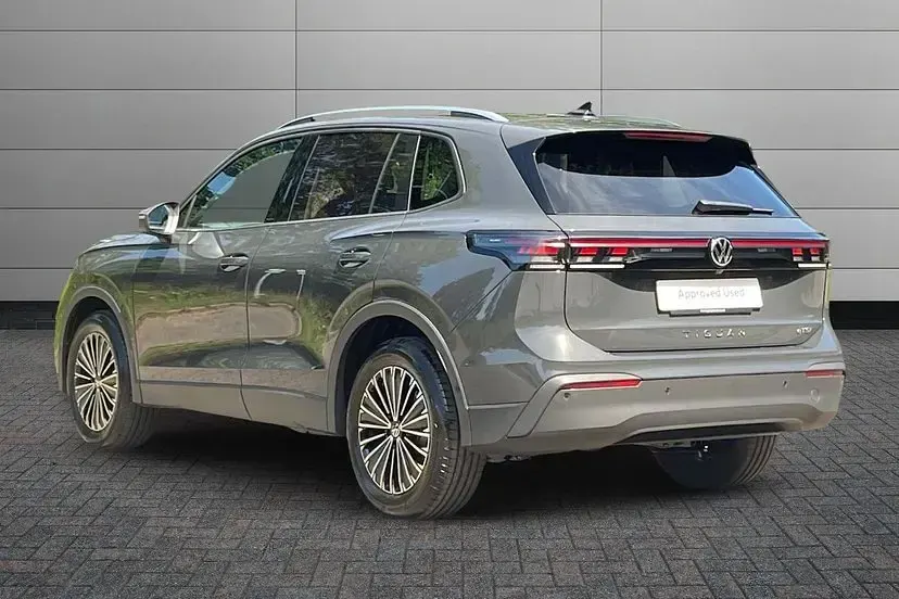 New VW Tiguan Match 150 HP (110 kW) 2026 Urano grey SUV