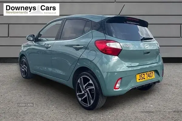 Used Hyundai i10 Premium 2025 Green Hatchback