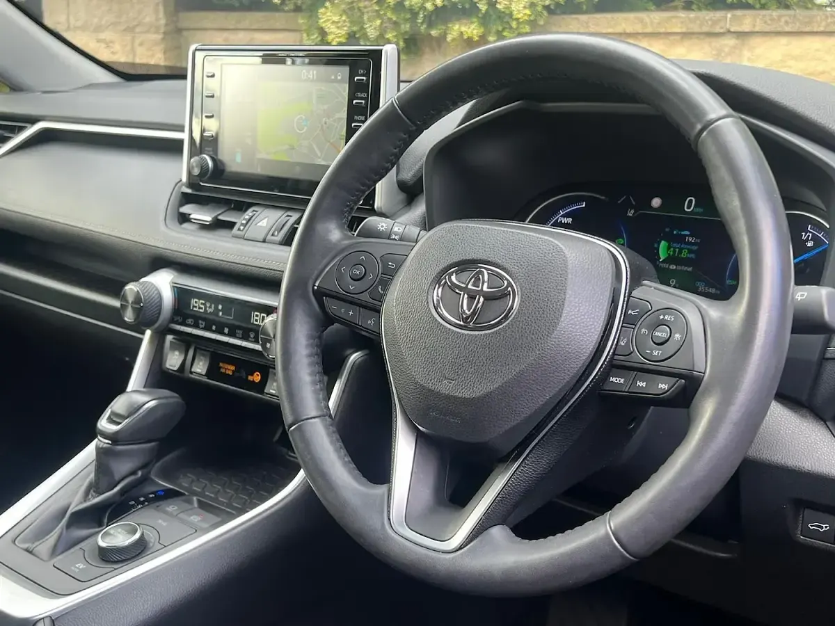 Used Toyota RAV4 Hybrid 2019 Blue SUV