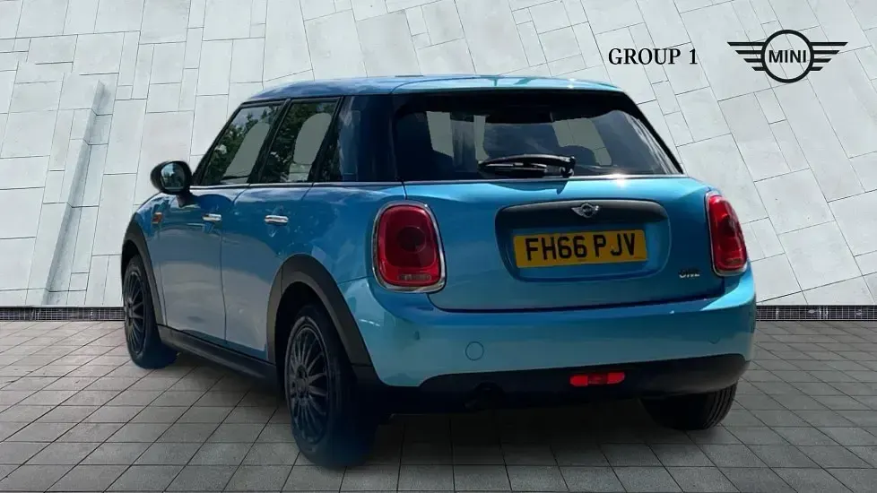 Used Mini ONE Hatch 101 HP (74 kW) 2016 Blue Hatchback