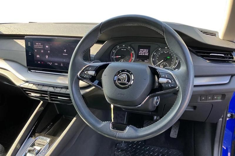 Used Skoda Octavia SE 110 HP (80 kW) 2022 Blue Hatchback