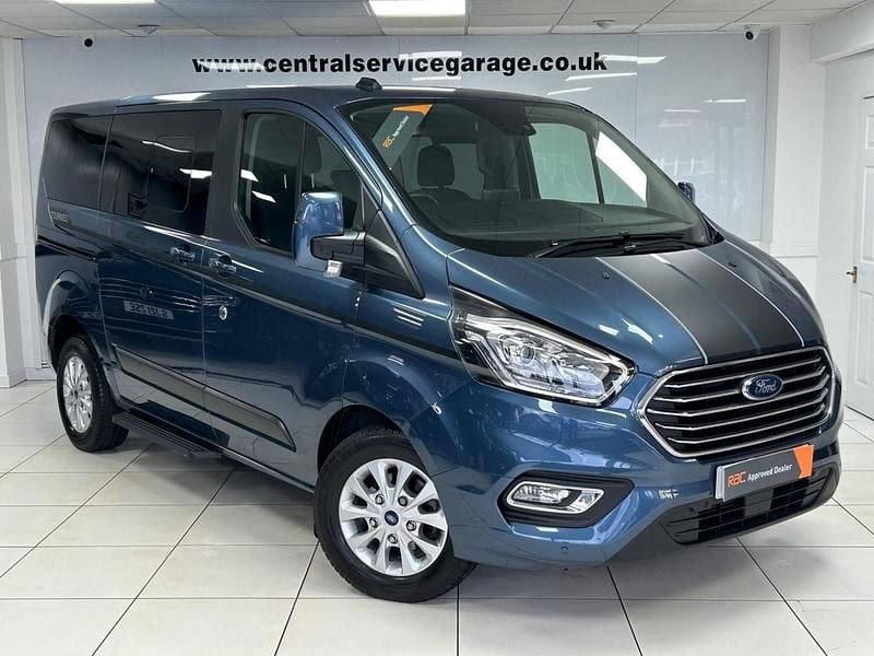 Blue Used 2022 Ford Tourneo Zetec MPV | £31,995 - Image 1/2
