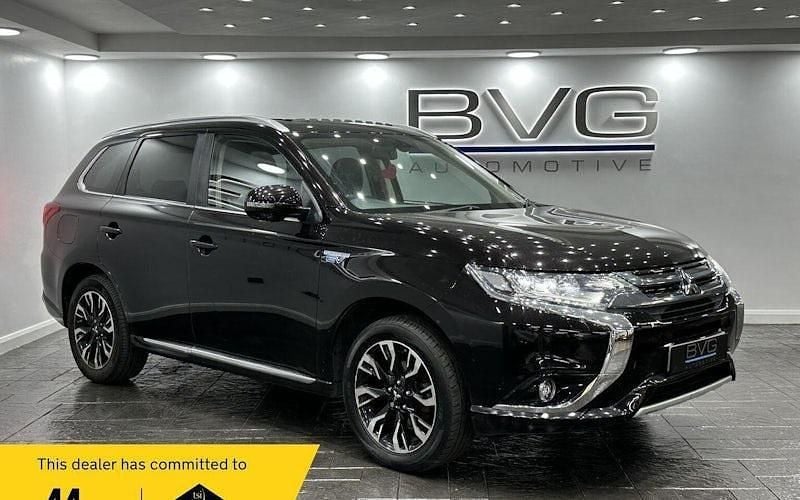 Used 2018 Mitsubishi Outlander P-HEV Estate | £9,994 (Super price) - Image 1/2