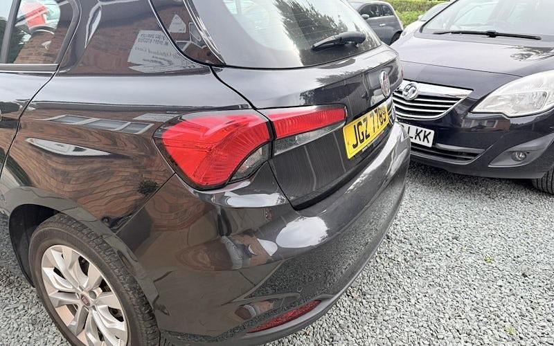 Used Fiat Tipo Easy Plus 120 HP (88 kW) 2019 Hatchback