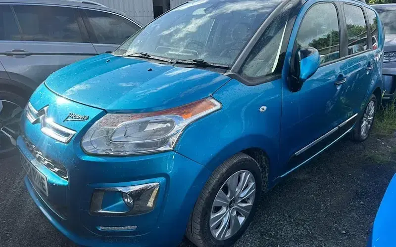 Usado Citroën C3 Exclusive 120 CV (88 kW) 2015 Monovolumen