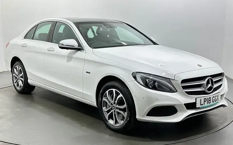 Usado Mercedes C350e Premium Plus 292 HP (214 kW) 2017 Sedan