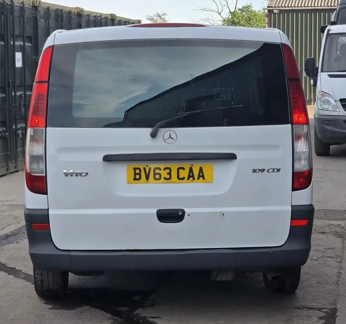 Usado Mercedes Vito 2013 Branco Van