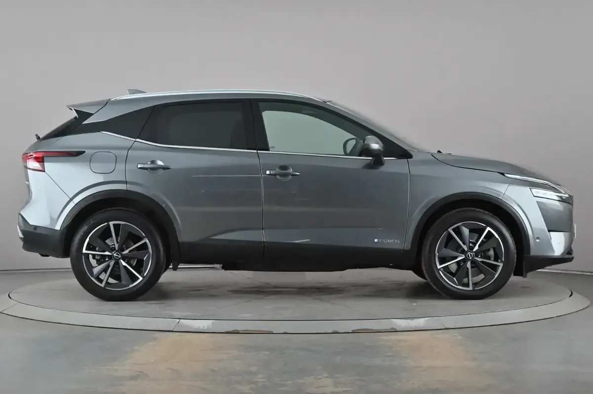 Used Nissan Qashqai Tekna 190 HP (139 kW) 2023 Grey SUV