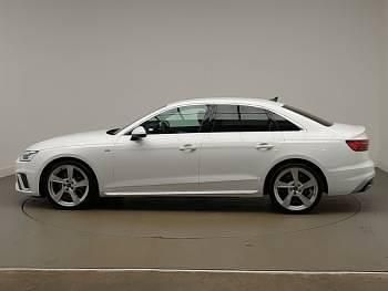 Used Audi A4 S-Line 150 HP (110 kW) 2022 White Sedan