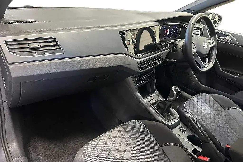 Used VW Polo R-line 95 HP (69 kW) 2023 Grey Hatchback