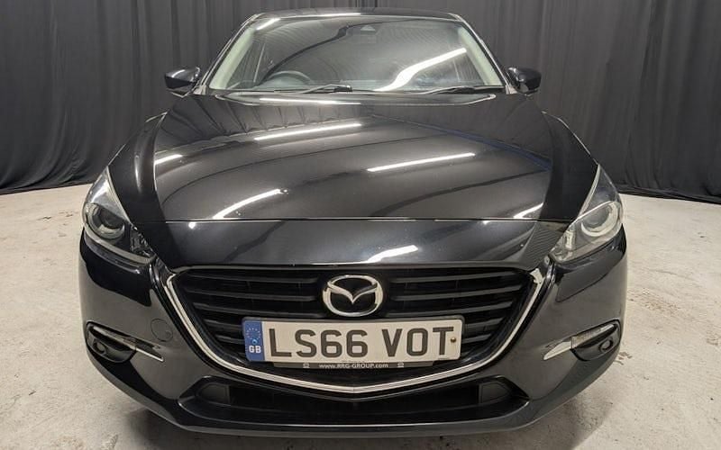 Used Mazda 3 120 HP (88 kW) 2018 Hatchback