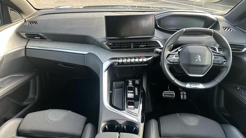 Used Peugeot 5008 GT 129 HP (94 kW) 2023 Blue SUV