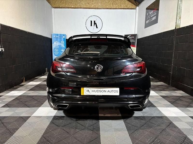 Used Vauxhall Astra GTC S 280 HP (205 kW) 2018 Black Coupe