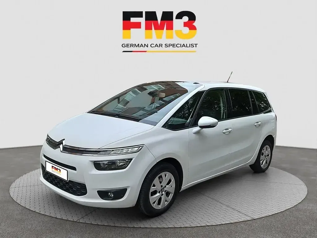 Used Citroën Grand C4 Picasso VTR Sport 115 HP (84 kW) 2014 White MPV