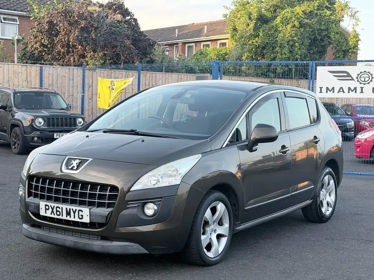 Used Peugeot 3008 Sport 112 HP (82 kW) 2011 Brown Estate