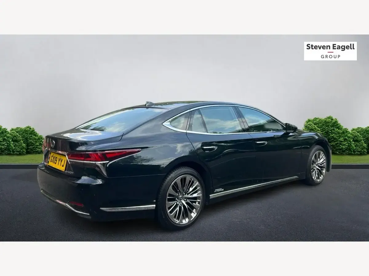 Used Lexus LS500h 359 HP (264 kW) 2019 Black Sedan