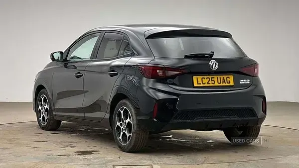 Usado MG MG3 Trophy 194 HP (142 kW) 2025 Preto Citadino