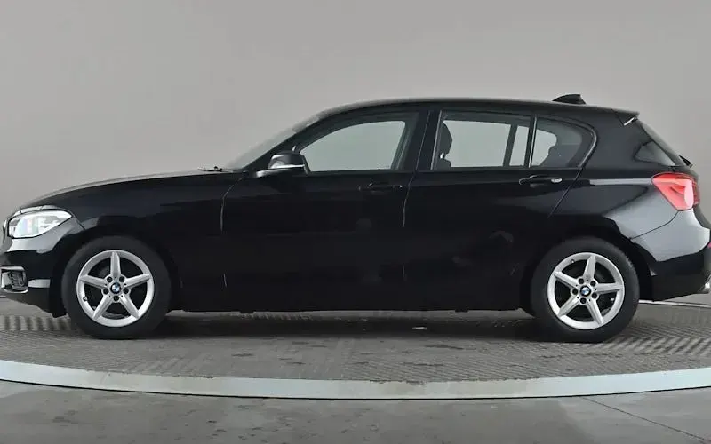 Used BMW 116 116 HP (85 kW) 2019 Black Hatchback