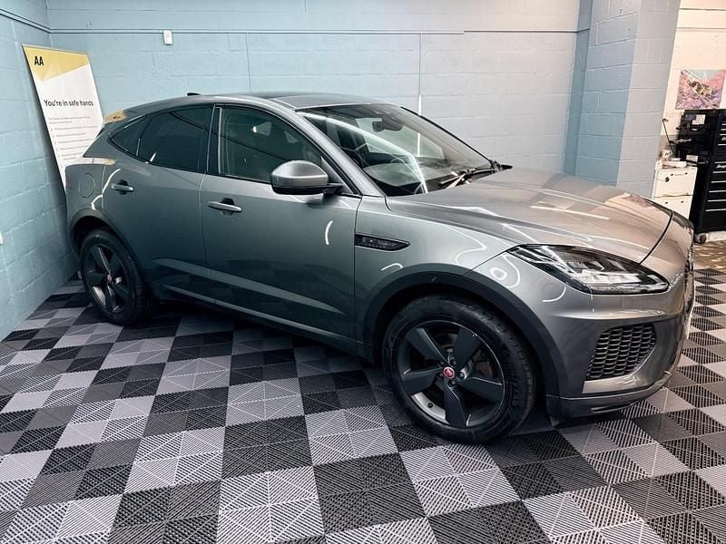 Usado Jaguar E-Pace Chequered Flag 2019 Cinzento SUV