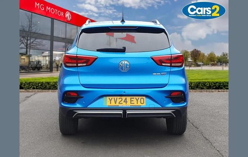 Used MG ZS Trophy Connect 130 kW (177 HP) 2024 Blue SUV