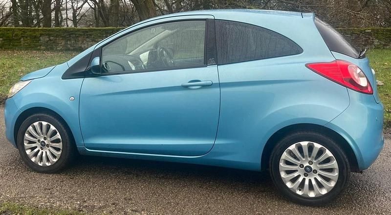 Used Ford Ka Zetec 69 HP (50 kW) 2012 Blue Hatchback