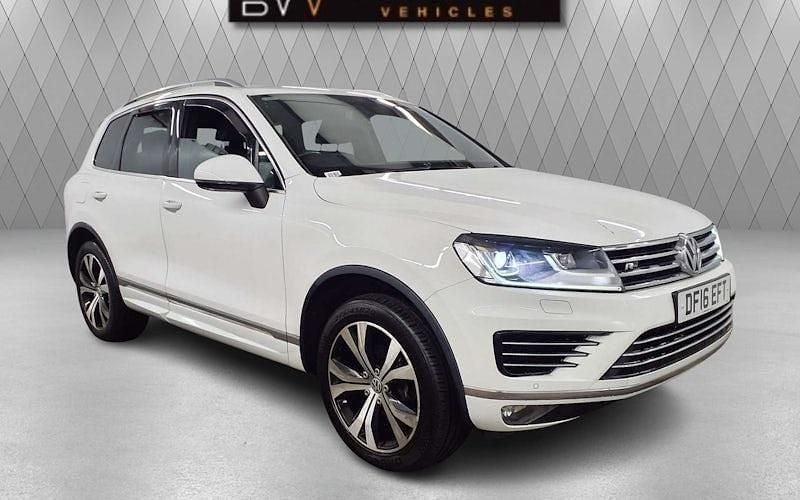 Used 2017 VW Touareg R-line SUV | £13,995 (Fair price) - Image 1/3