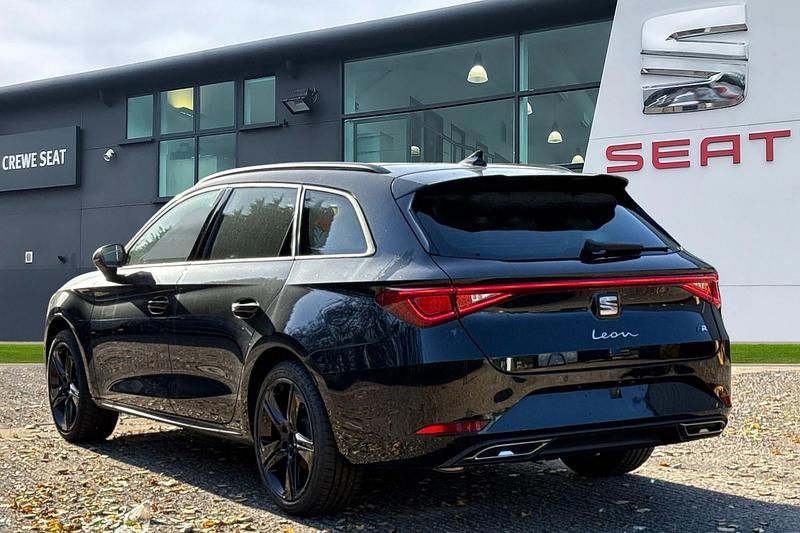 New Seat Leon Black Edition 2025 Black Estate