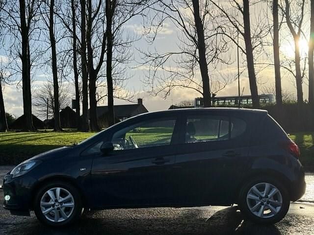 Used Vauxhall Corsa Design Edition 90 HP (66 kW) 2015 Blue Hatchback