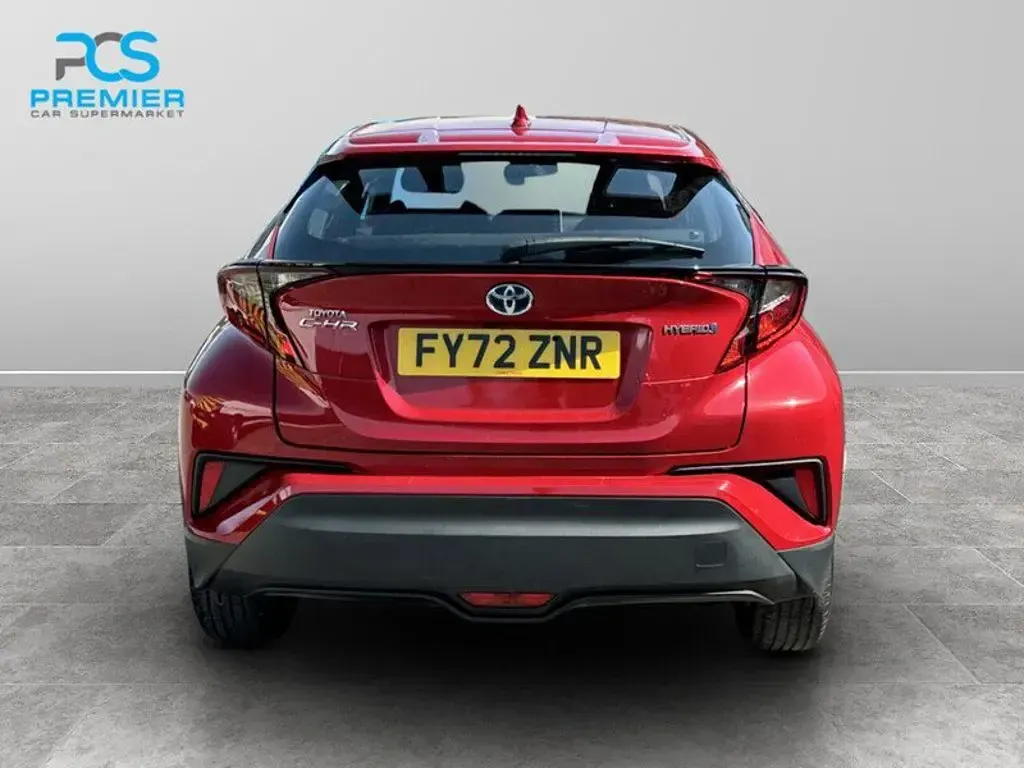 Used Toyota C-HR 120 HP (88 kW) 2023 Red SUV