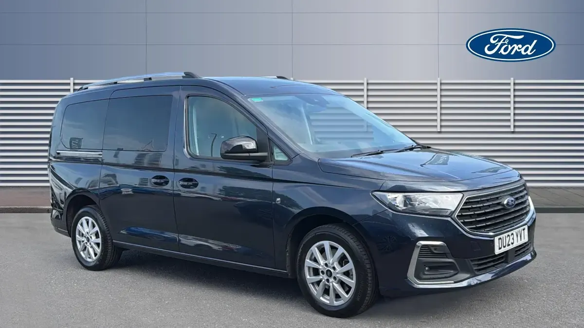 Used Ford Tourneo Connect Titanium 122 HP (89 kW) 2023 MPV