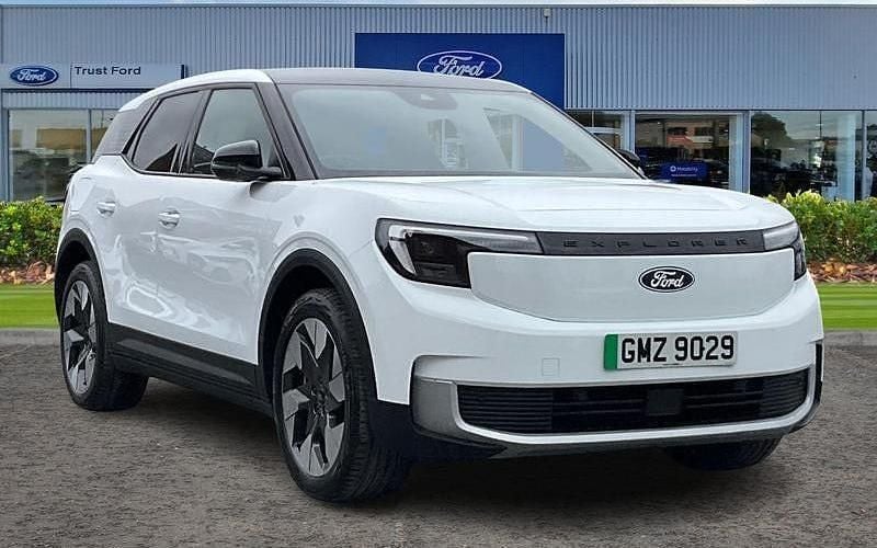 Used 2025 Ford Explorer Premium SUV | £38,495 (Fair price) - Image 1/4