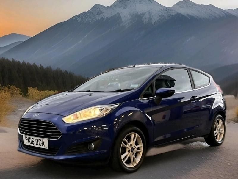 Blue Used 2016 Ford Fiesta Zetec Hatchback | £2,490 (Super price) - Image 1/4