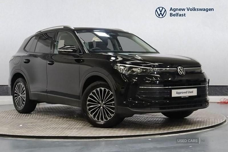 Black Used 2025 VW Tiguan Match SUV | £29,950 (Expensive) - Image 1/1
