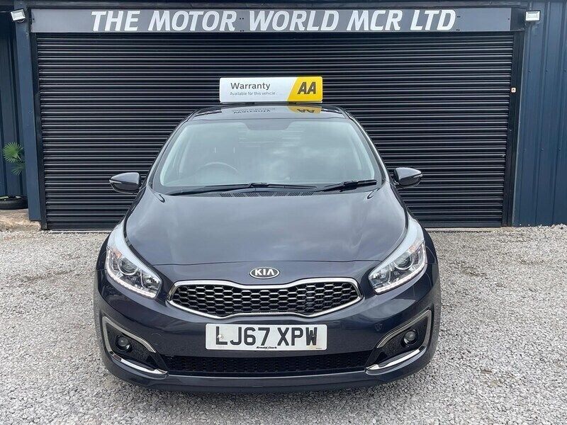 Silver Used 2017 Kia Ceed 2 Hatchback | £6,195 (Fair price) - Image 1/4