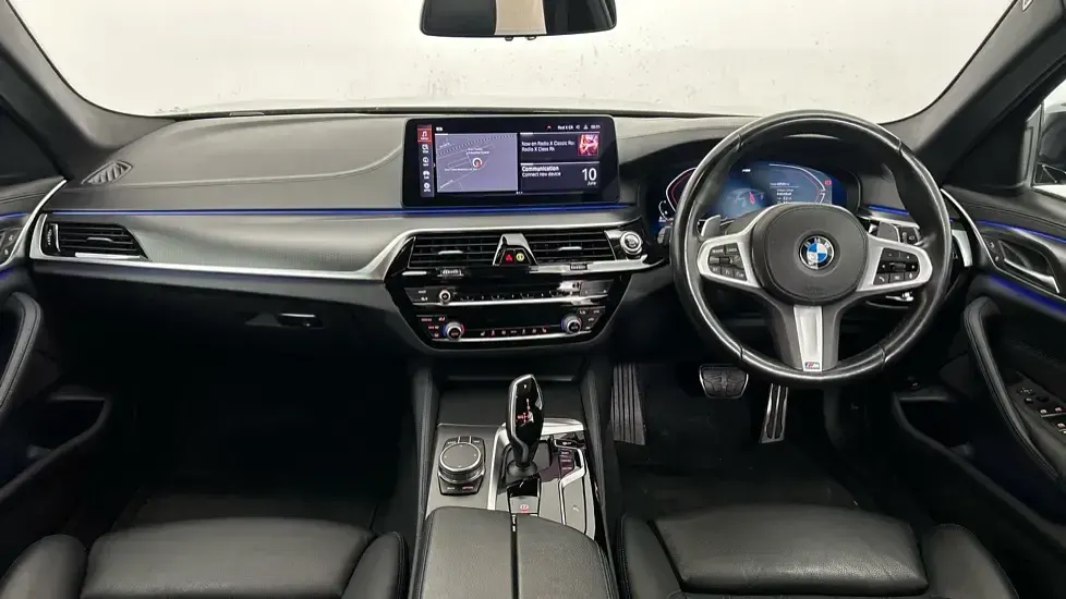 Used BMW 530 M Sport 286 HP (210 kW) 2021 Black Estate