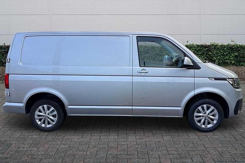 Second-hand VW Transporter Highline 2022 Argintiu Van