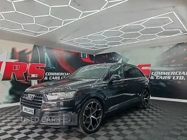 Used Audi Q7 Black Edition 286 HP (210 kW) 2018 Black SUV