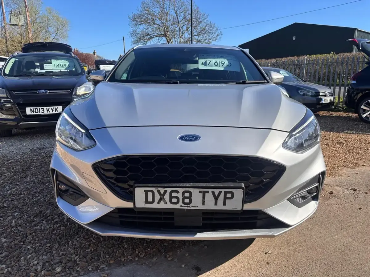 Used Ford Focus ST-Line 2018 Silver Hatchback